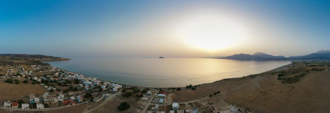 Diamond Dream III Apartment คาลามากิ ภายนอก รูปภาพ