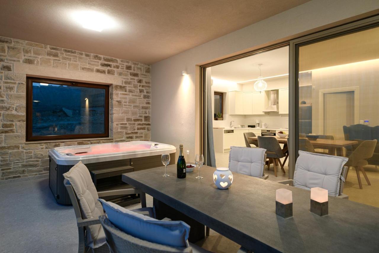 Diamond Dream III Apartment คาลามากิ ภายนอก รูปภาพ